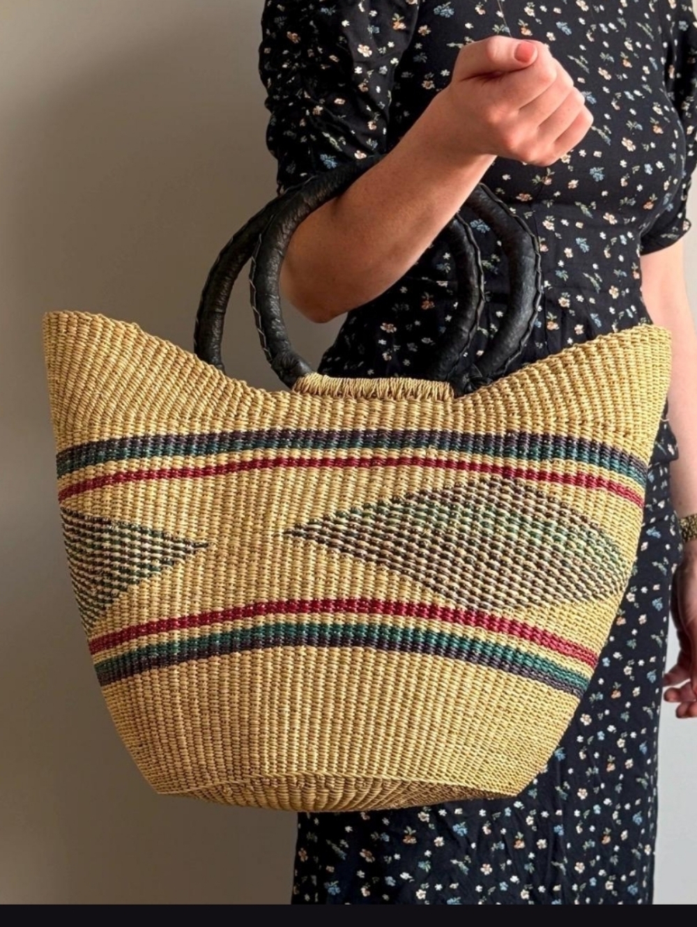 Authentic African Ghanaian Bolga Multicolored Handwoven Straw Market Basket - Picture 8 of 8